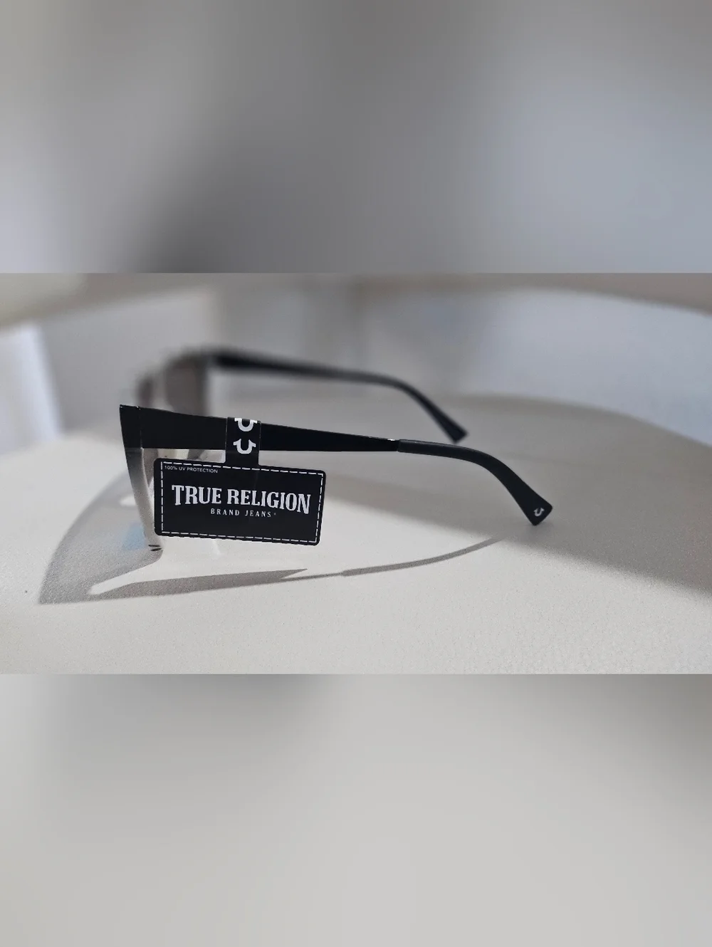 True Religion Shield Sunglasses Blue Mirrored Lens Black White Speckle UV400.